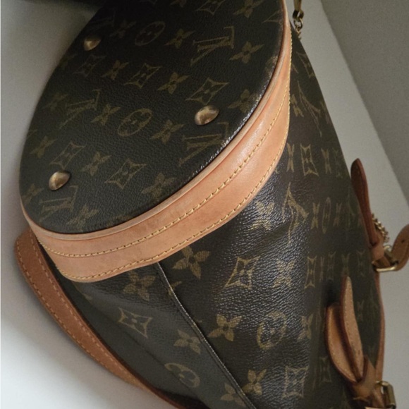 LOUIS VUITTON Petit Bucket PM Monogram with Pouch- Excellent condition - Picture 7 of 10